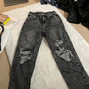 Black mom jeans
